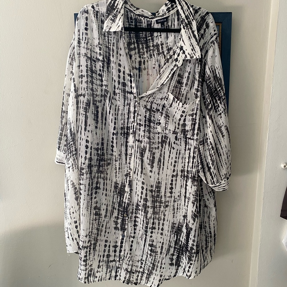 Gauzy tunic